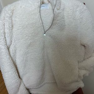 Hollister White FERPA zipper on chest area